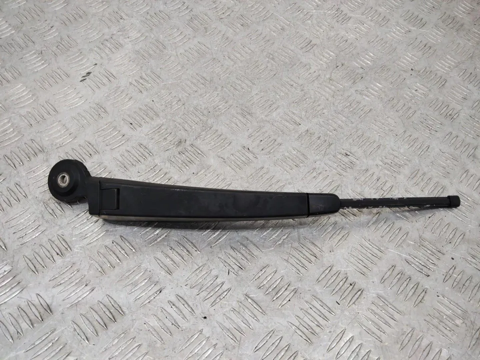 Щеткодержатель задний Volkswagen Touareg, 2007 г.