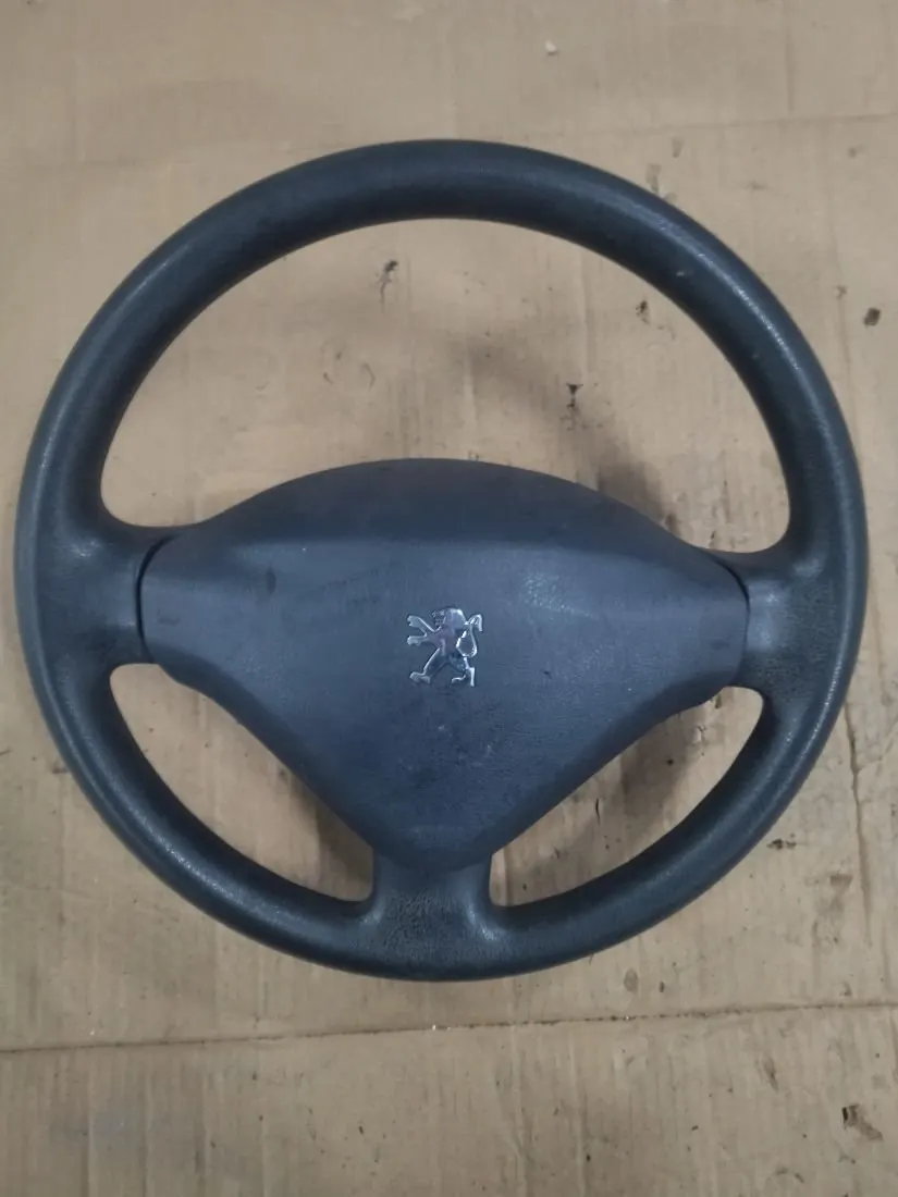 Подушка безопасности водителя Peugeot 206, 2010 г.