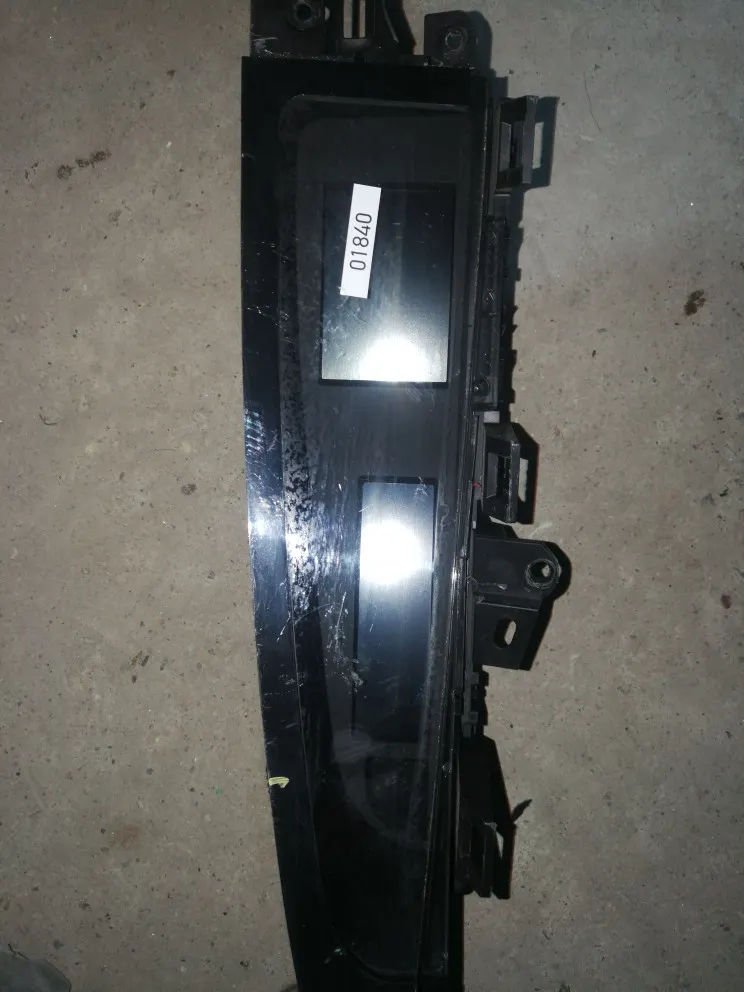 Дисплей Mazda 3, 2009 г.
