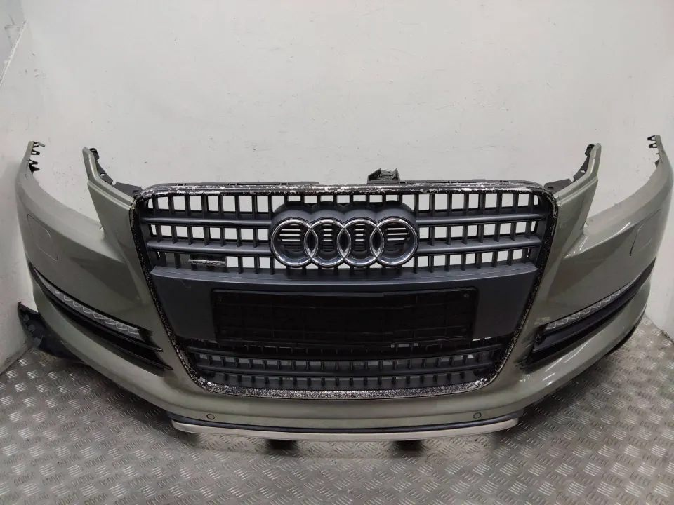 Бампер передний Audi Q7, 2007 г.