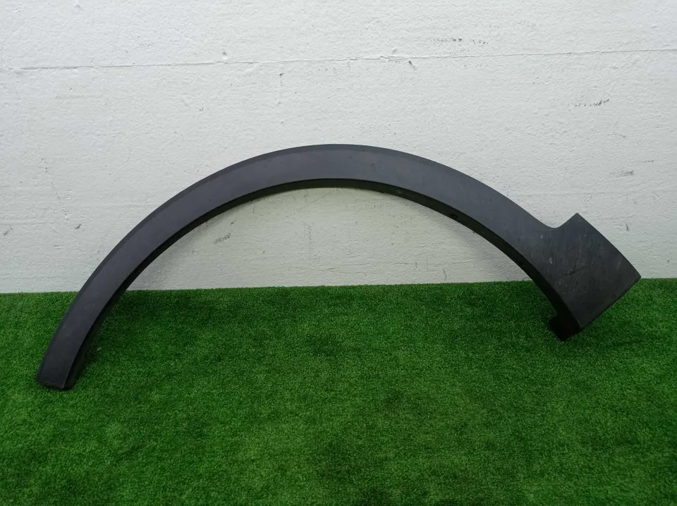 Молдинг крыла переднего левого Kia Sorento, 2018 г.