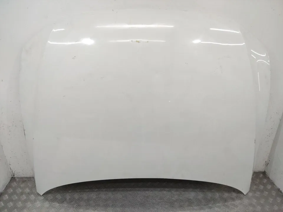 Капот Volkswagen Passat, 2016 г.