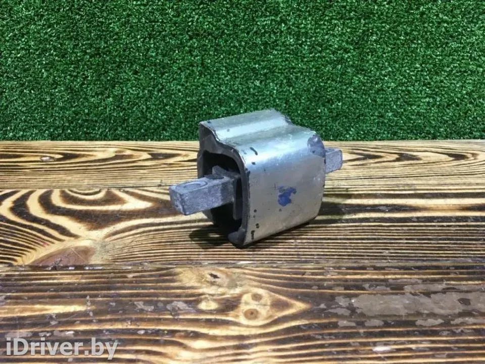 Подушка крепления двигателя Mercedes-Benz C-Класс, 2003 г.