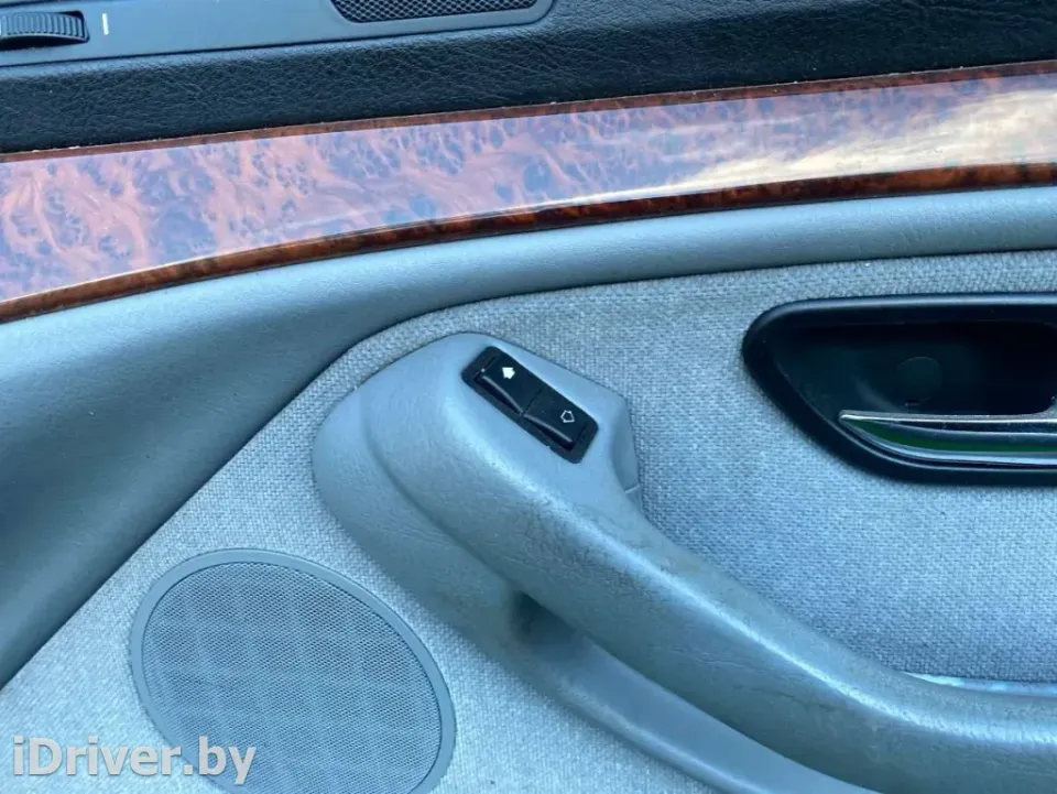 Кнопка стеклоподъемника переднего правого BMW 5 серии, 1998 г.