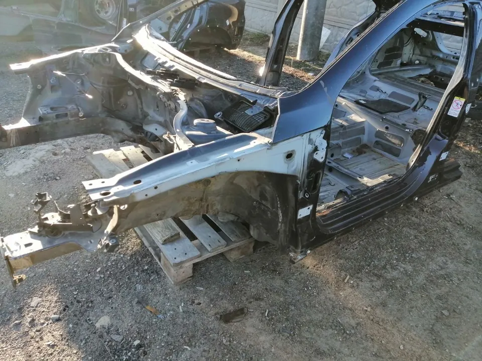 Четверть передняя левая Volkswagen Passat CC, 2010 г.