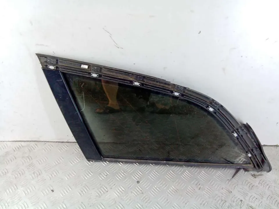 Стекло кузовное боковое левое Audi Q7, 2007 г.