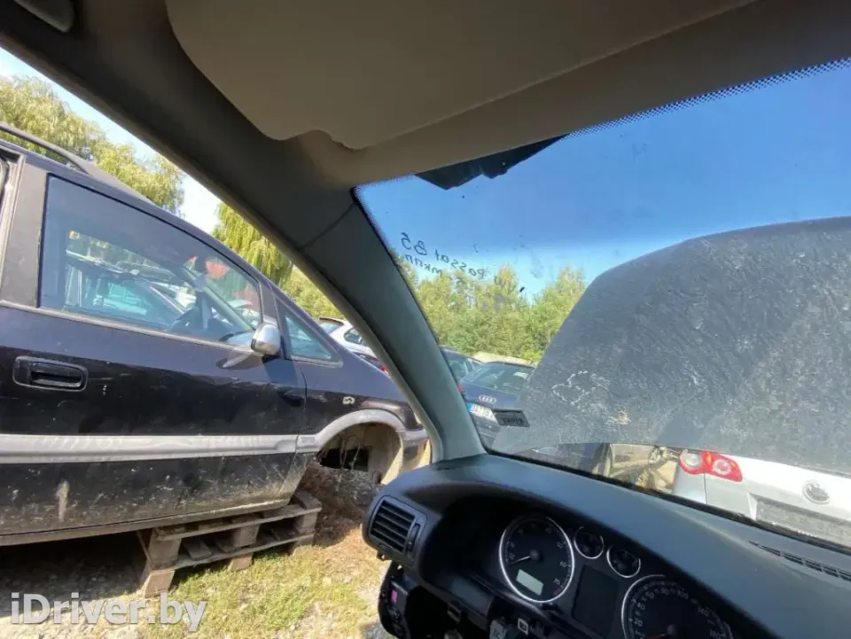 Обшивка стойки передней правой Volkswagen Passat, 2002 г.