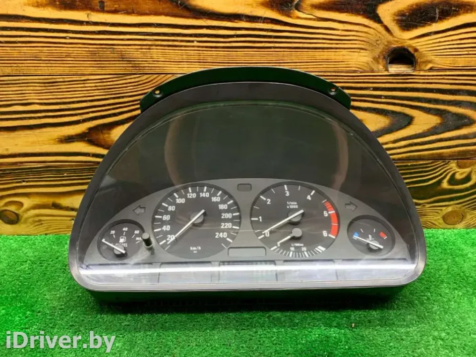 Щиток приборов (приборная панель) BMW X5, 2001 г.