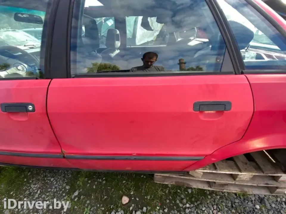 Замок двери задней левой Audi 80, 1994 г.
