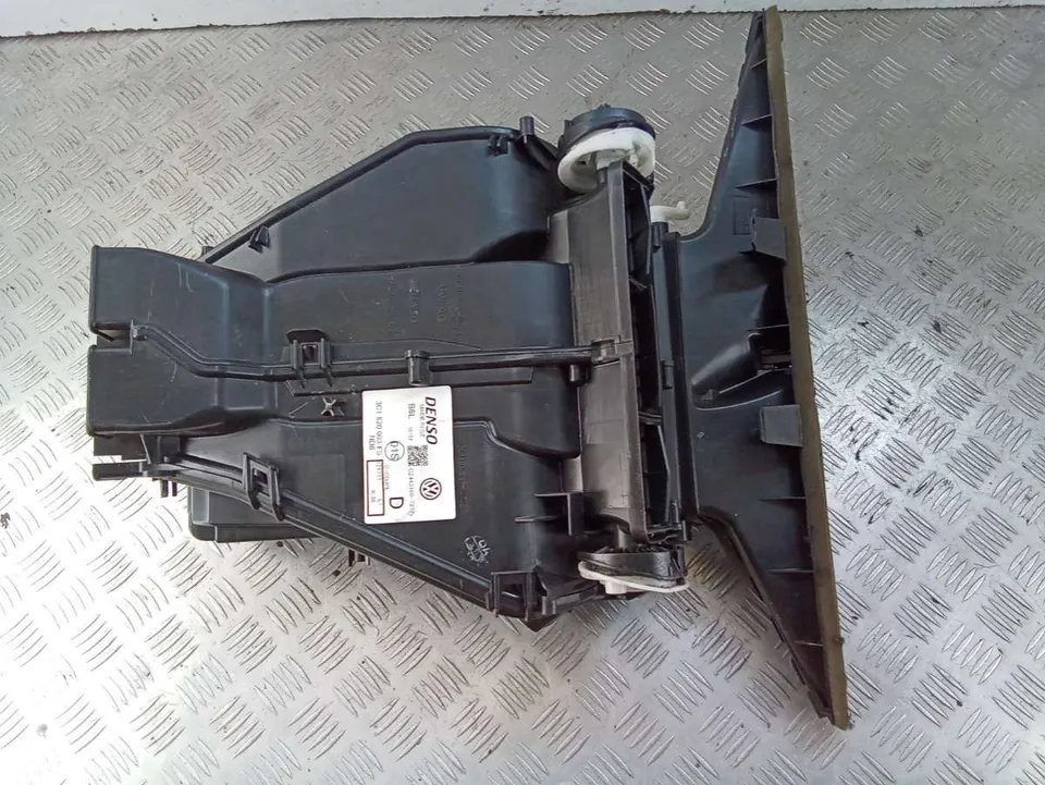Корпус отопителя (печки) Volkswagen Passat, 2012 г.