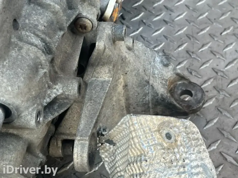 Кронштейн КПП Volkswagen Passat, 1999 г.