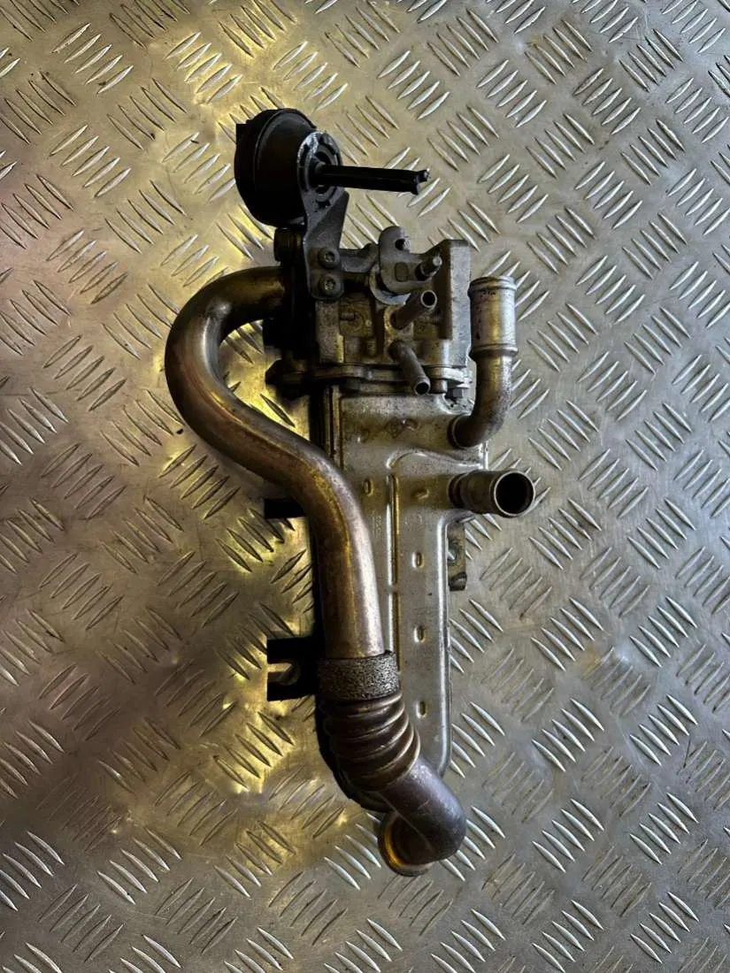 Охладитель отработанных газов Volkswagen Touareg, 2006 г.