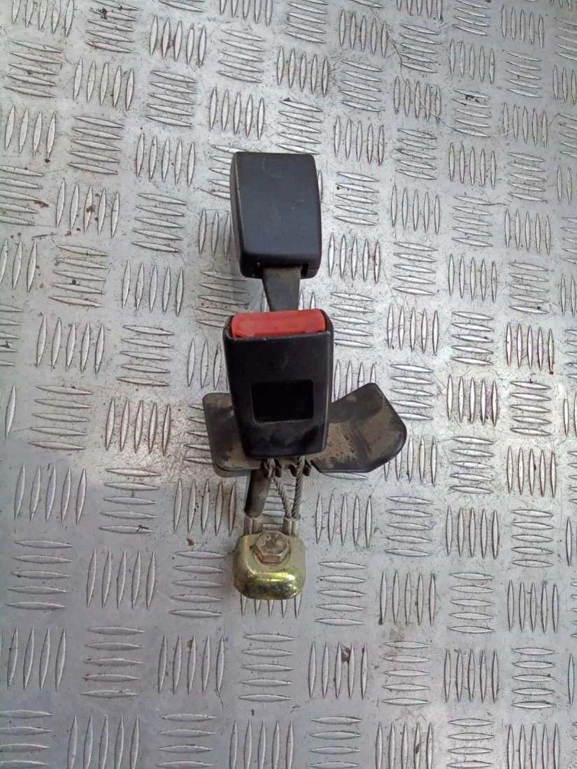 Замок ремня безопасности Audi A6, 2003 г.