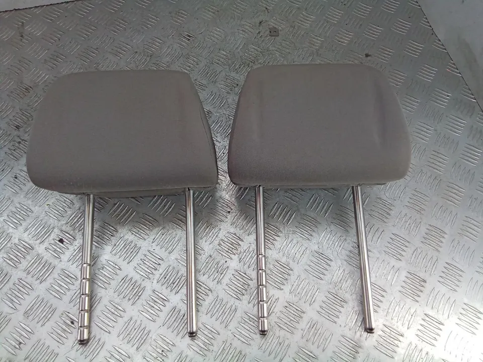 Подголовник Volkswagen Passat, 2008 г.