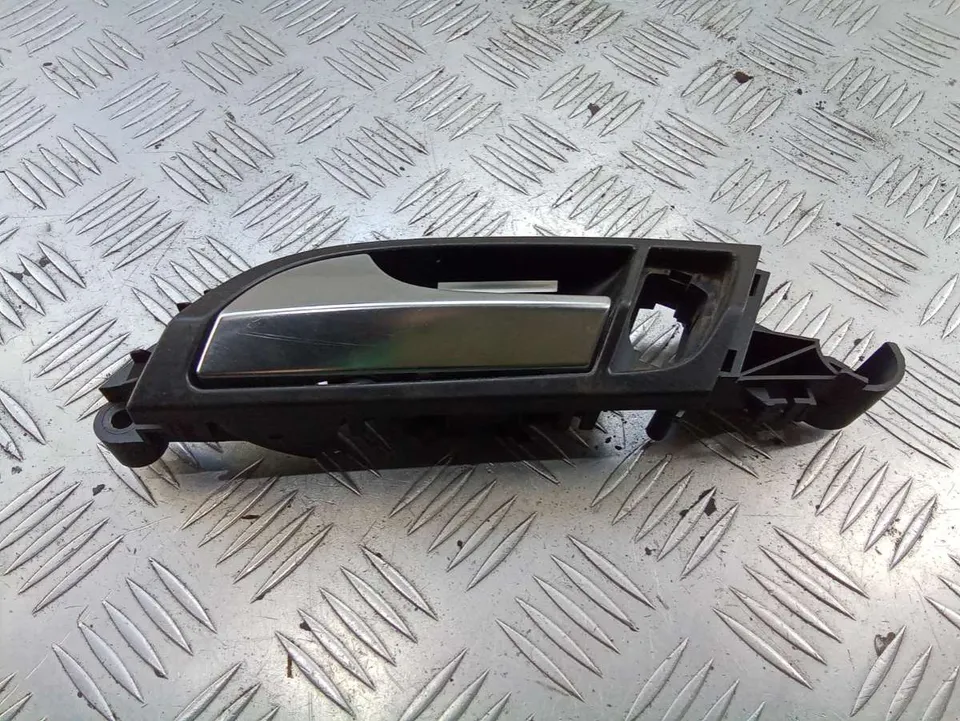 Ручка внутренняя передняя левая Audi Q7, 2007 г.