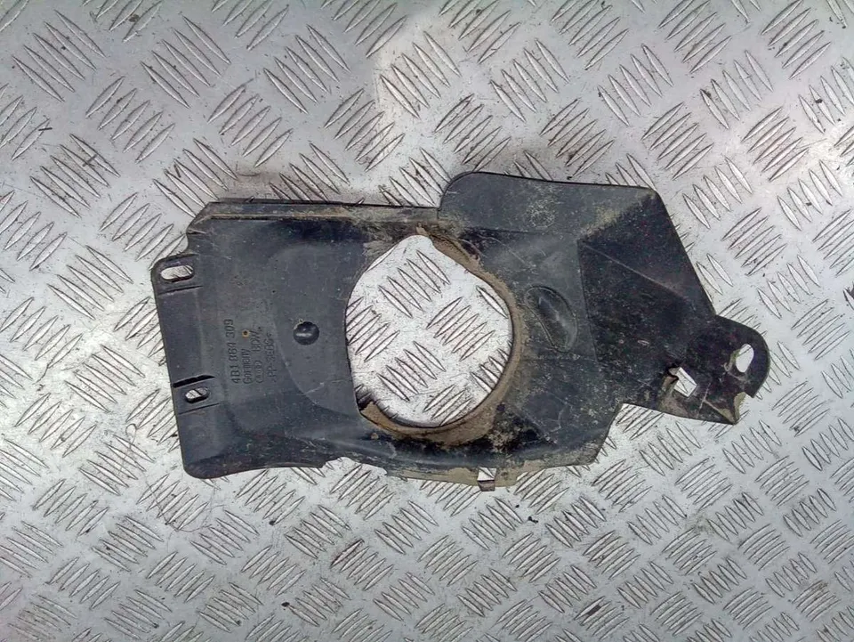 Пыльник рулевой рейки Audi A6, 2003 г.