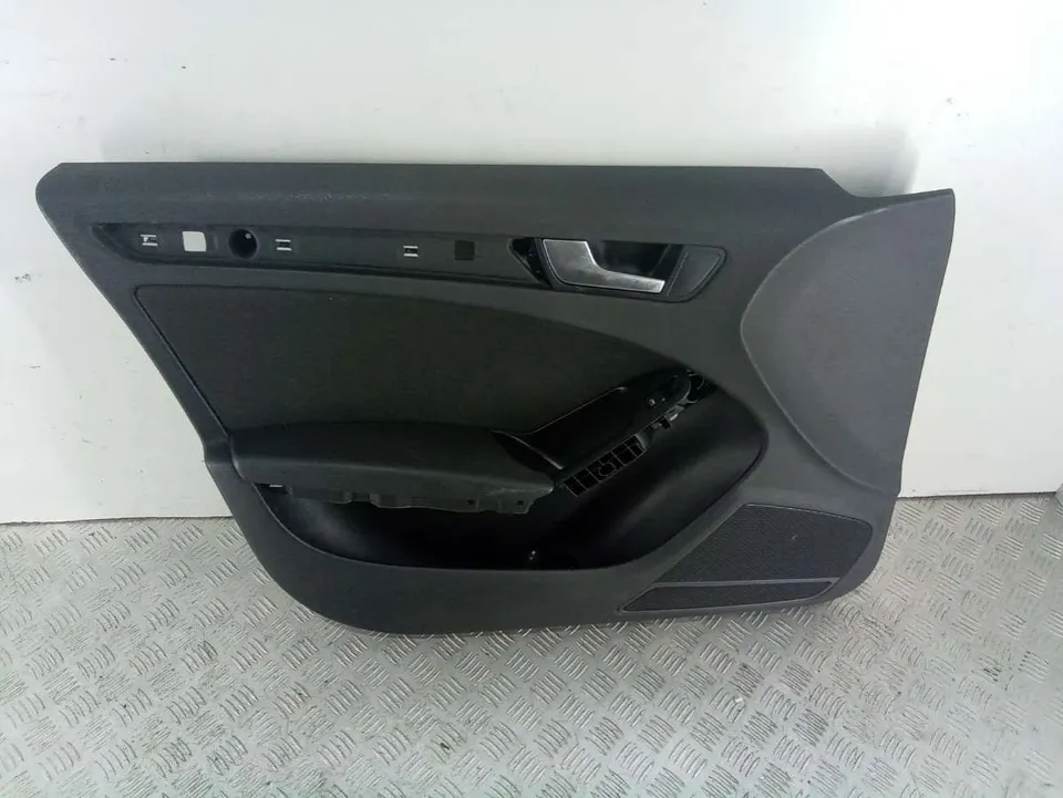 Обшивка двери передней левой (дверная карта) Audi A4, 2008 г.
