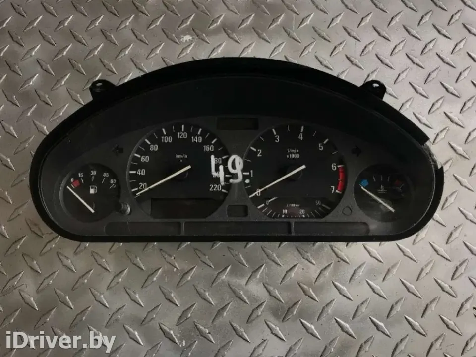 Щиток приборов (приборная панель) BMW 3 серии, 1997 г.