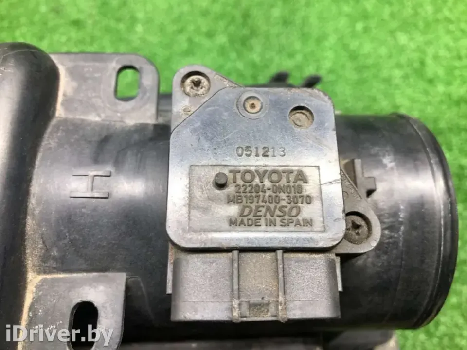 Расходомер воздуха Toyota Avensis, 2005 г.