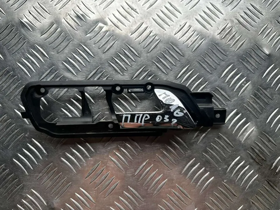 Ручка внутренняя передняя правая Volkswagen Polo, 2004 г.