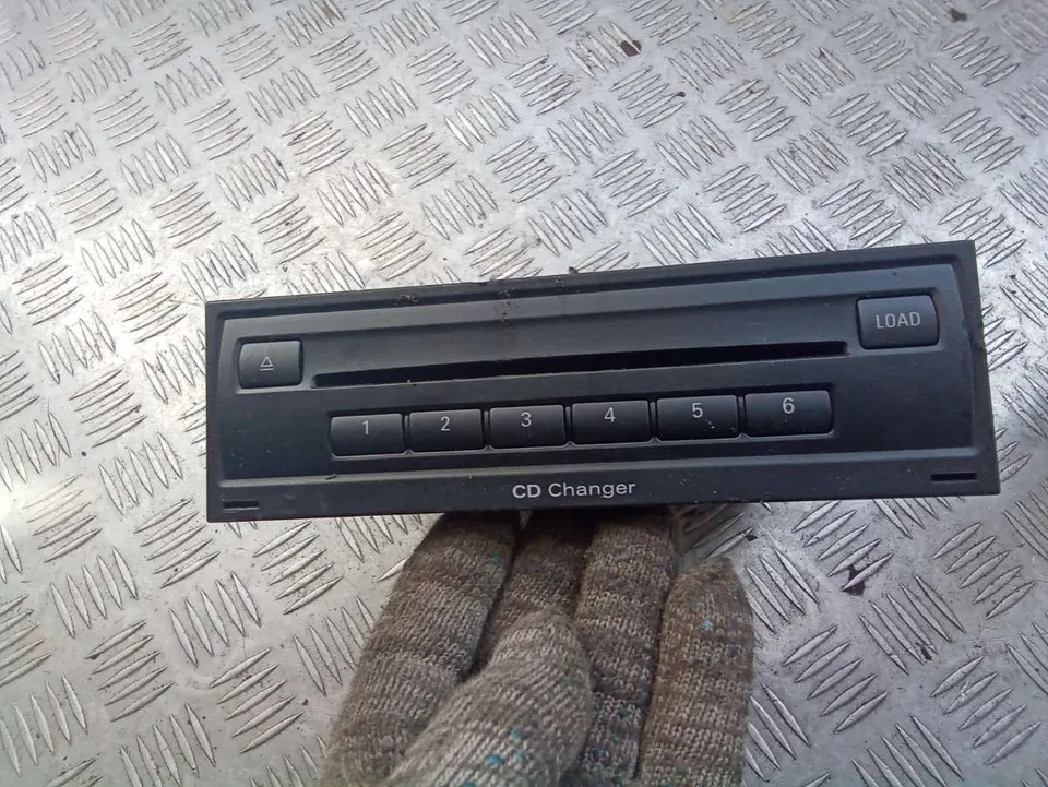CD-чейнджер Audi A6, 2009 г.