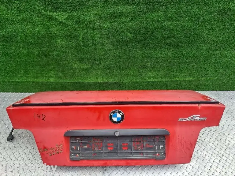 Обшивка багажника BMW 3 серии, 1990 г.