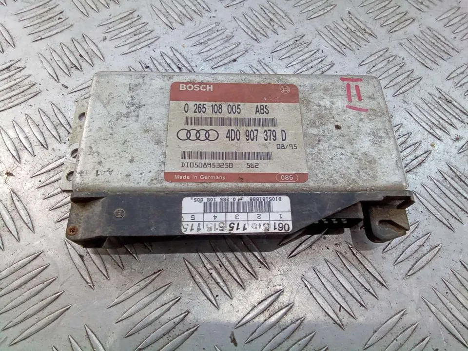 Блок управления ABS Audi A4, 1995 г.