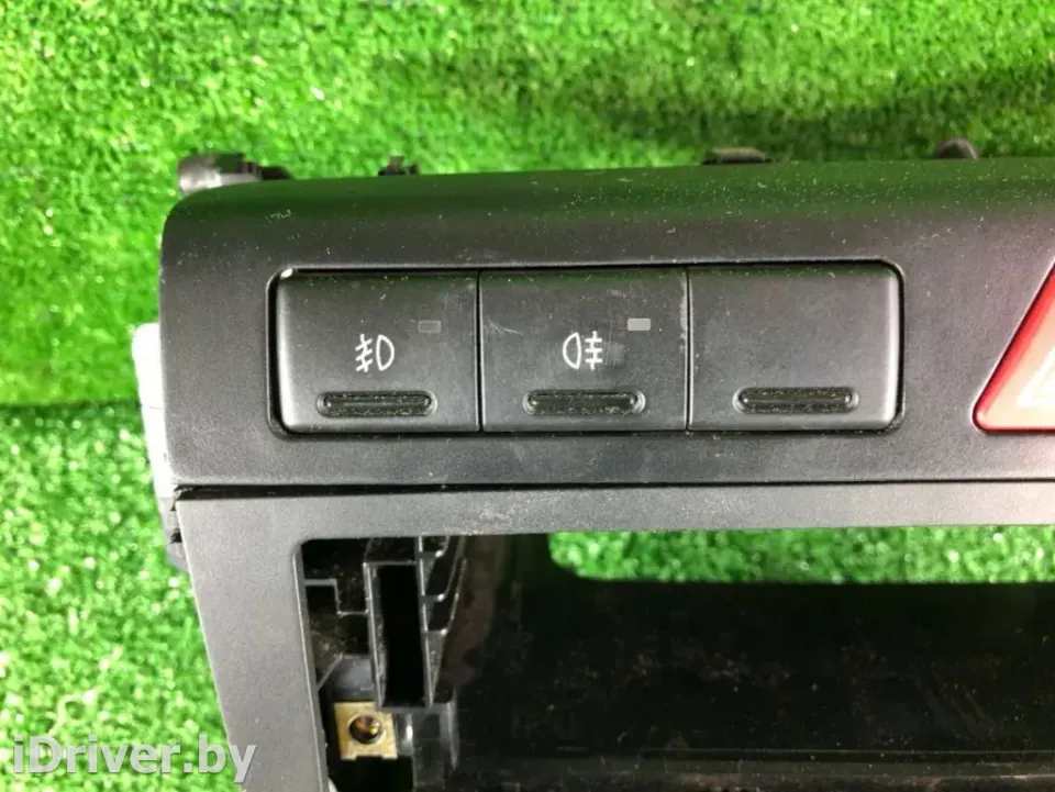 Кнопка противотуманных фар Audi A4, 1999 г.