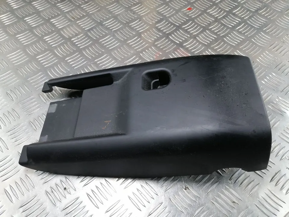 Кожух рулевой колонки Volkswagen Passat, 2007 г.