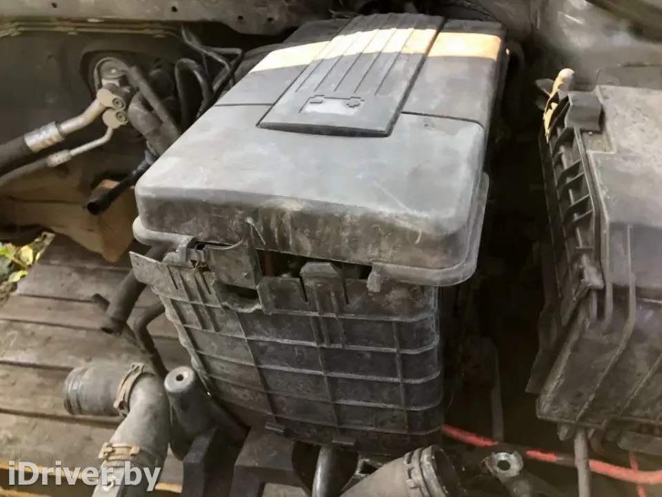Крышка аккумулятора Volkswagen Golf, 2005 г.