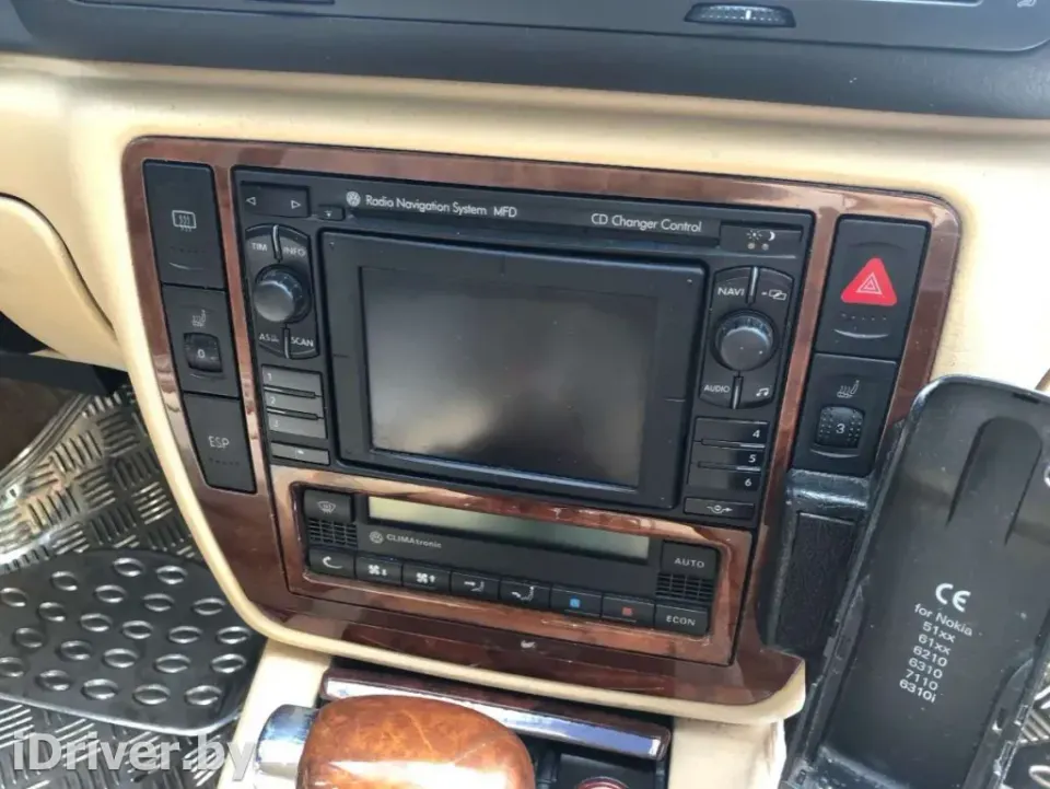 Кнопка подогрева сидений Volkswagen Passat, 2002 г.