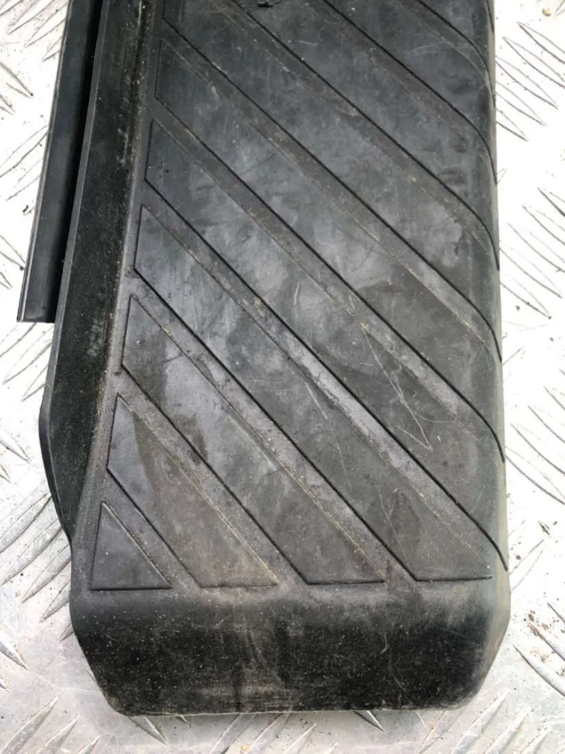 Опорная площадка для ноги Audi A6 allroad, 2007 г.