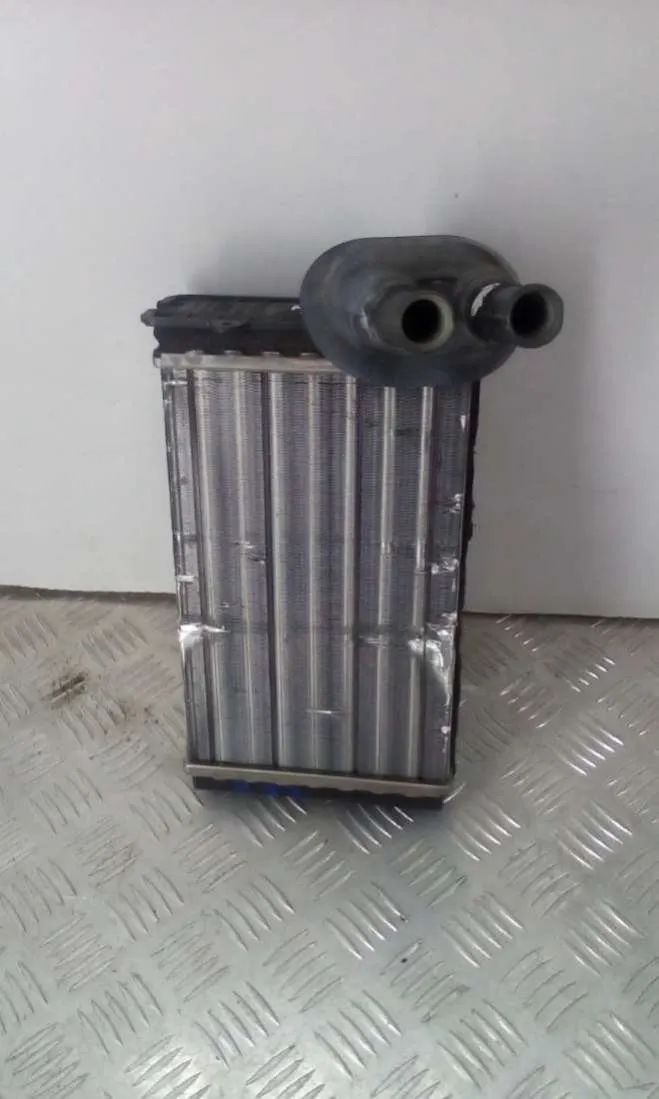 Радиатор отопителя (печки) Volkswagen Passat, 2002 г.