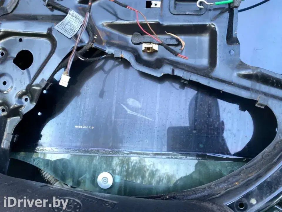 Стекло двери задней правой BMW 5 серии, 2002 г.