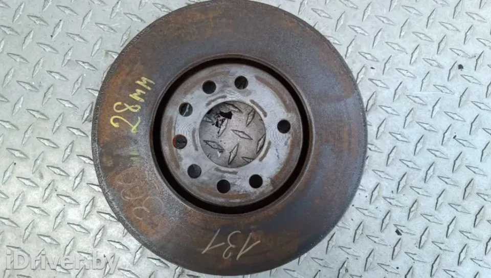 Диск тормозной передний Audi A3, 1997 г.