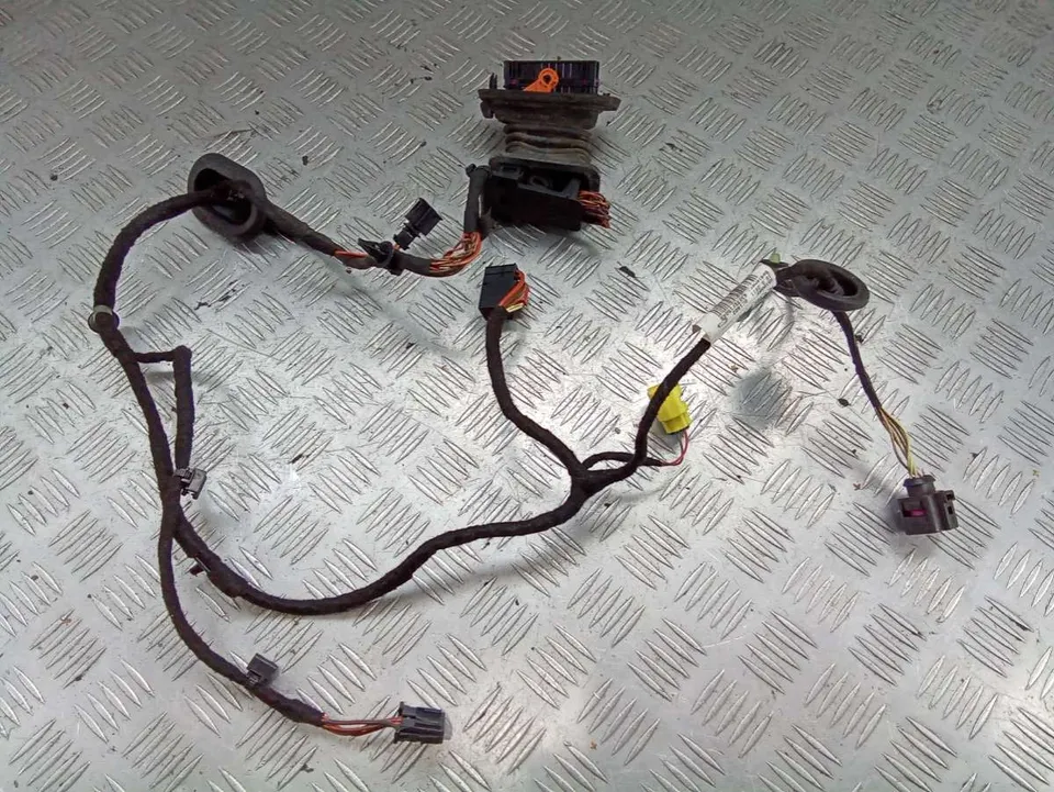 Проводка двери передней левой Volkswagen Passat, 2011 г.