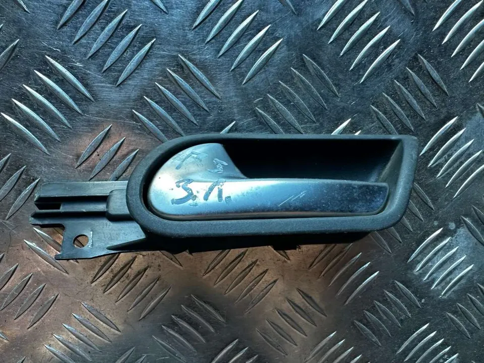 Ручка внутренняя задняя левая Volkswagen Golf, 2004 г.