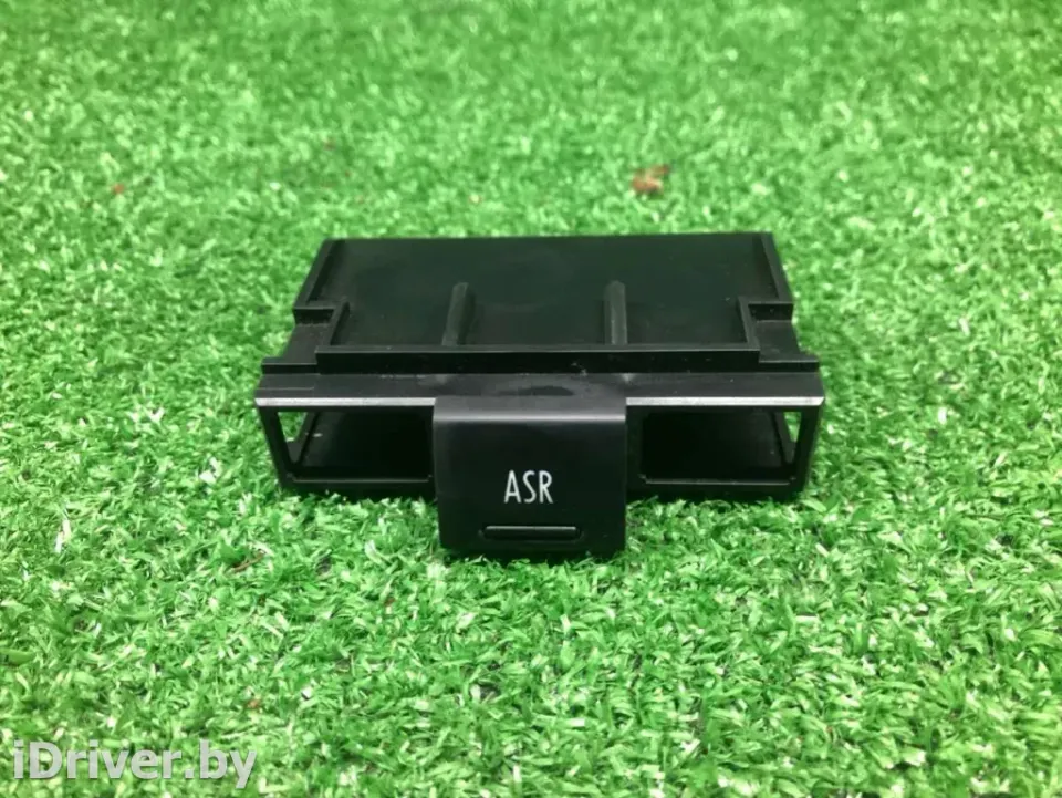 Кнопка антипробуксовочной системы (ABS/ESP) Audi A6, 1999 г.