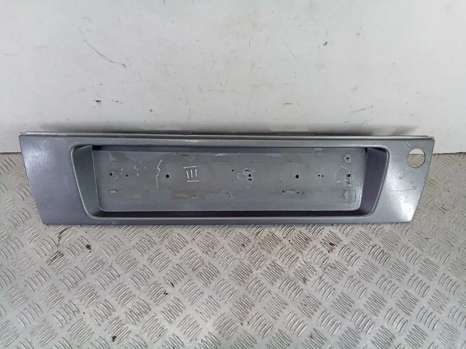 Накладка двери (крышки) багажника Audi A6, 1995 г.