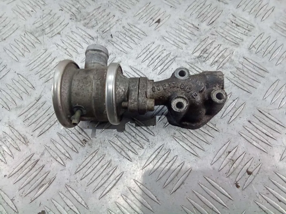 Клапан EGR Audi A4, 2003 г.