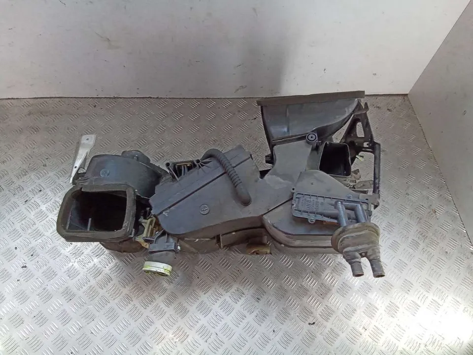 Корпус отопителя (печки) Volkswagen Passat, 1999 г.