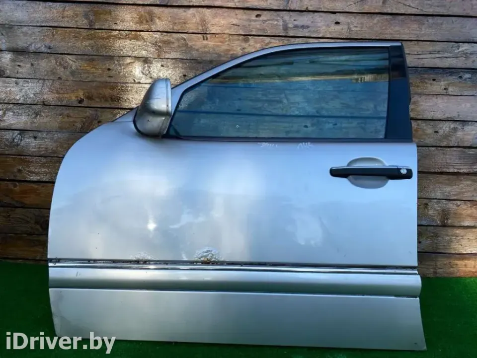 Молдинг двери передней левой Mercedes-Benz E-Класс, 1999 г.