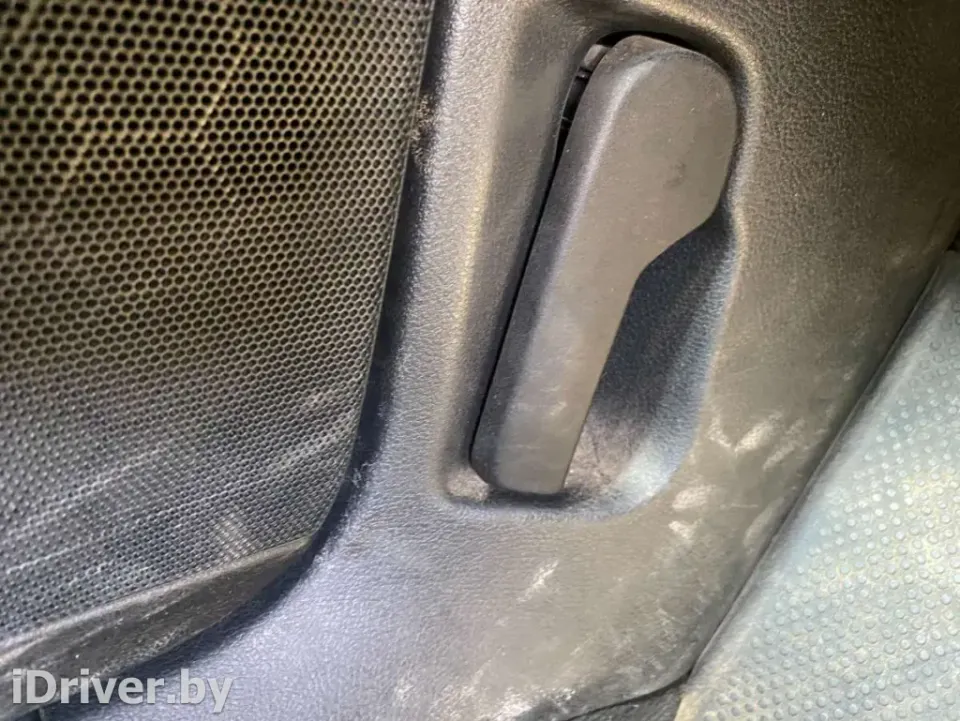 Ручка открывания капота Volkswagen Passat, 2005 г.