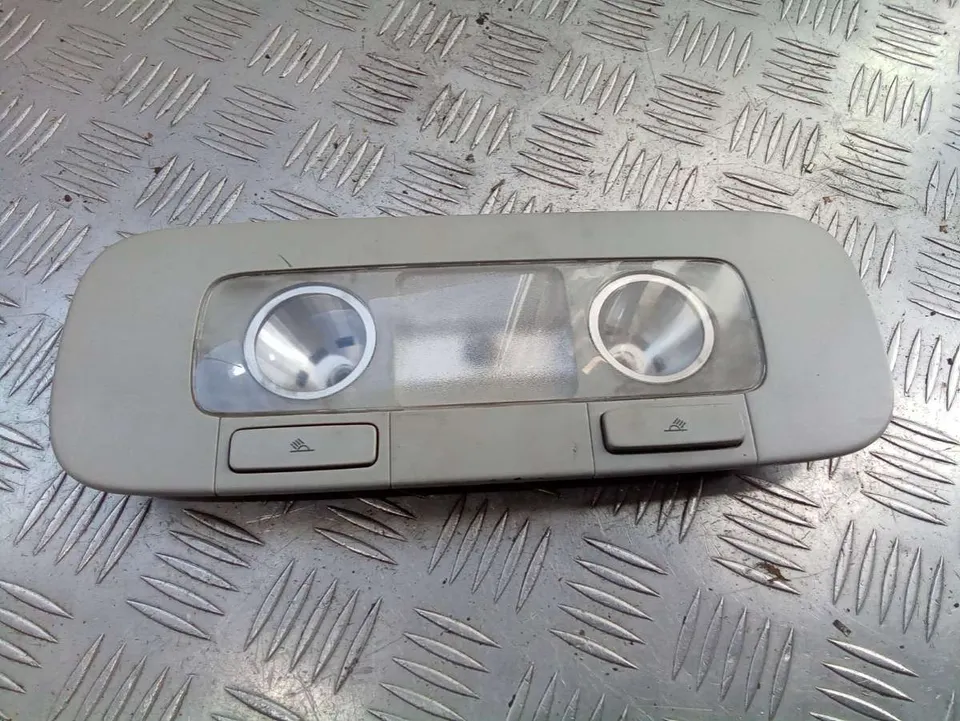 Фонарь салона (плафон) Volkswagen Passat, 2011 г.