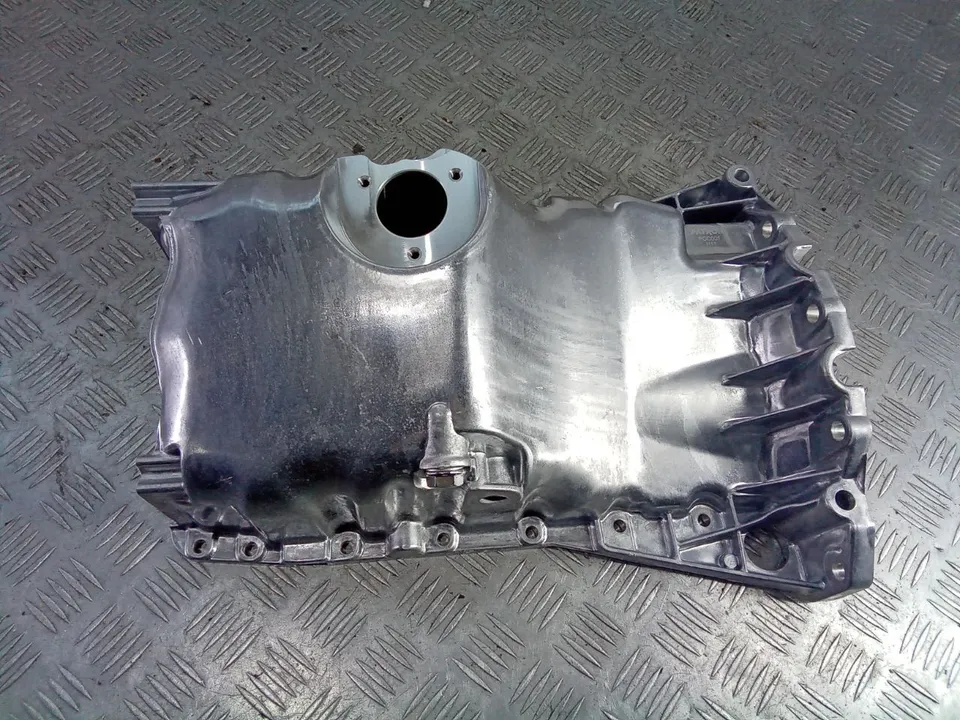 Поддон Volkswagen Passat, 2002 г.