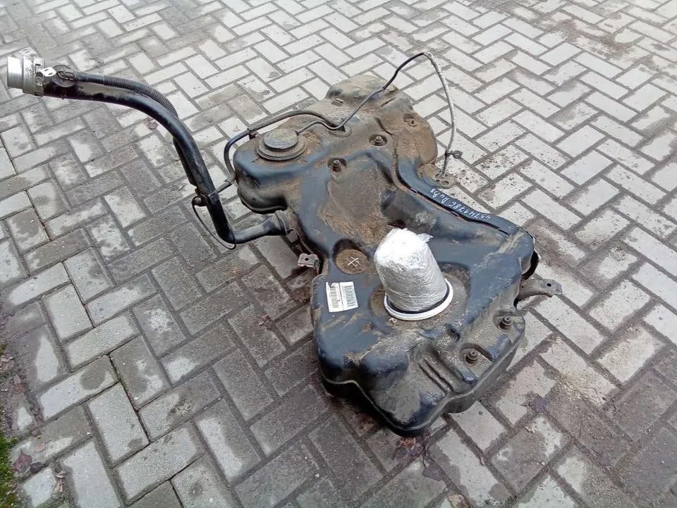 Бак топливный Audi A4, 2010 г.