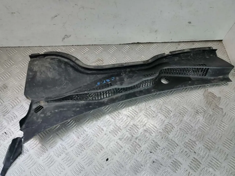 Дождевик Volkswagen Passat, 2012 г.