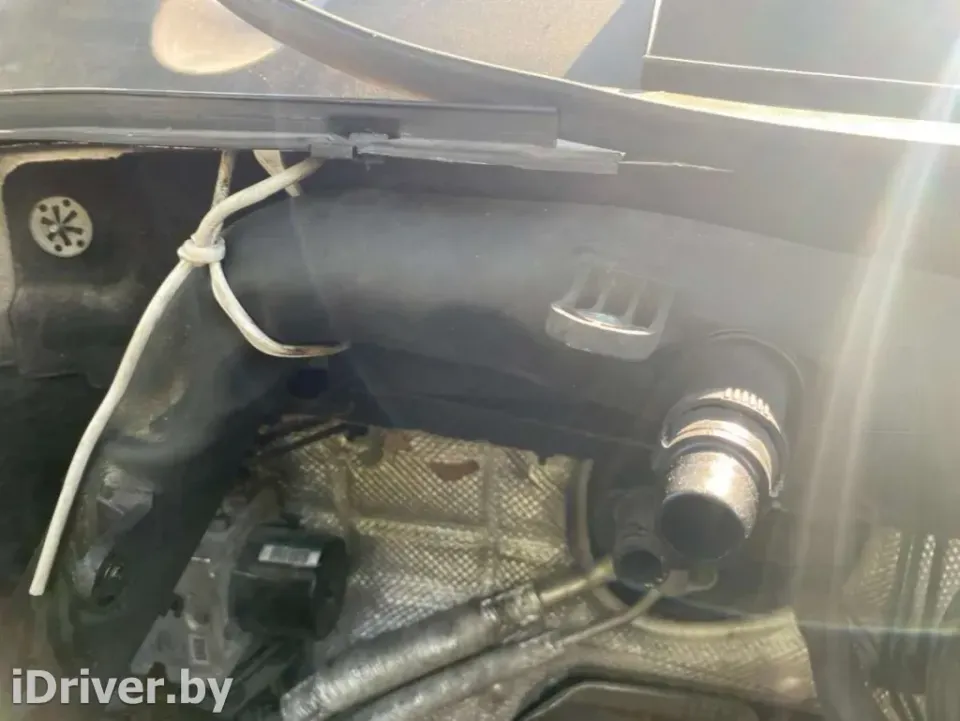 Патрубок турбины Volkswagen Passat, 2005 г.