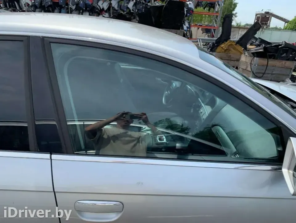 Стекло двери передней правой Audi A6, 2004 г.