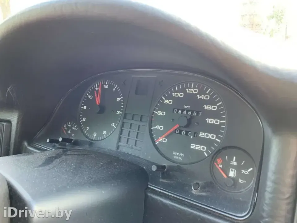 Щиток приборов (приборная панель) Audi 80, 1991 г.